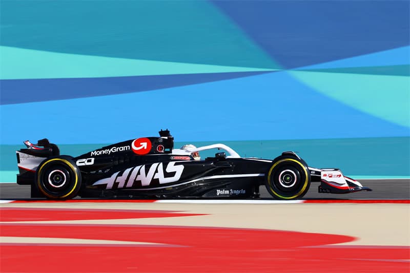 哈斯F1车队新赛车VF-24在冬季测试当中。
